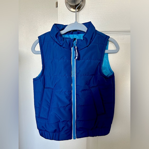 Cat & Jack 12 month old vest - Picture 1 of 2